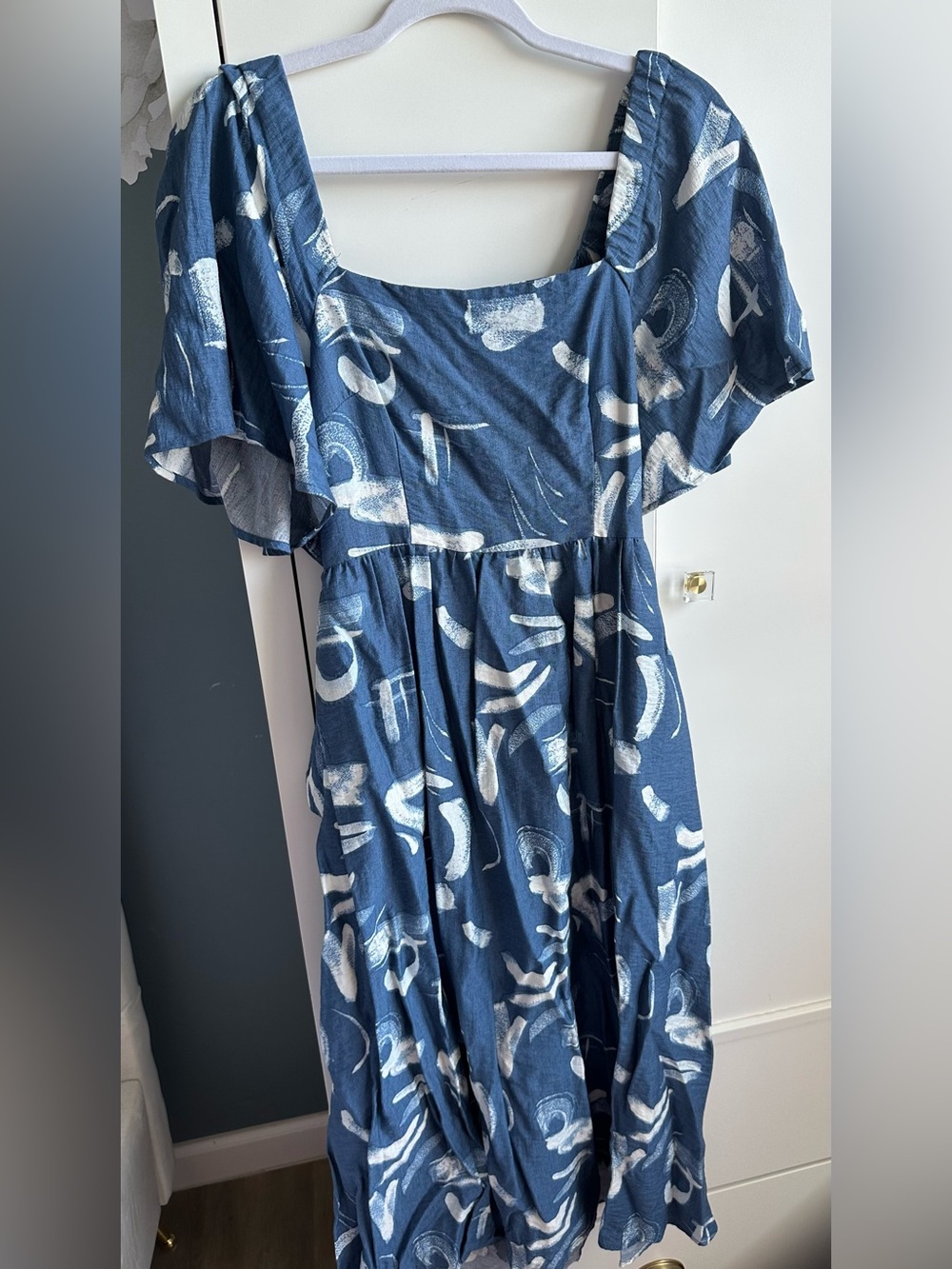 a new day Blue and White Abstract Print Midi Dress